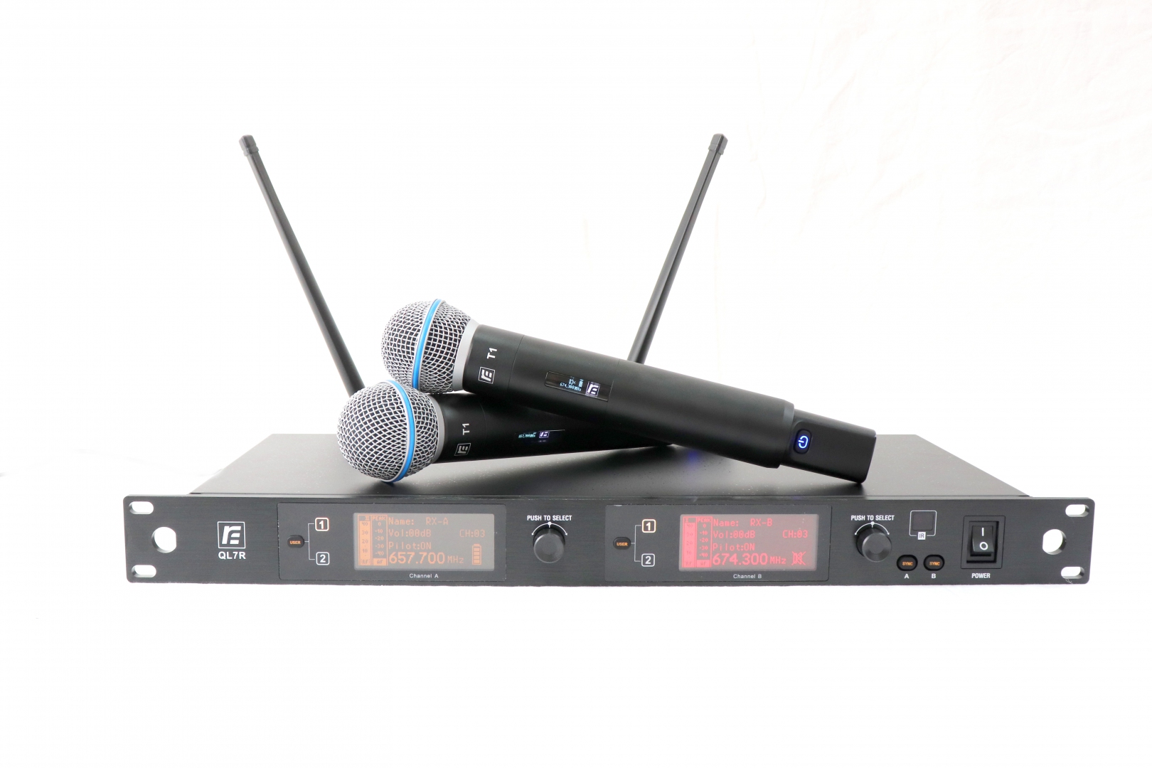 RFIntell QL7R/T1-A 651,800-683,400 МГц 2-канальная радиосистема с 2-мя ручными микрофонами в Дальнереченске